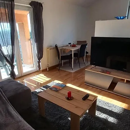 Expo Apartamento Surčin