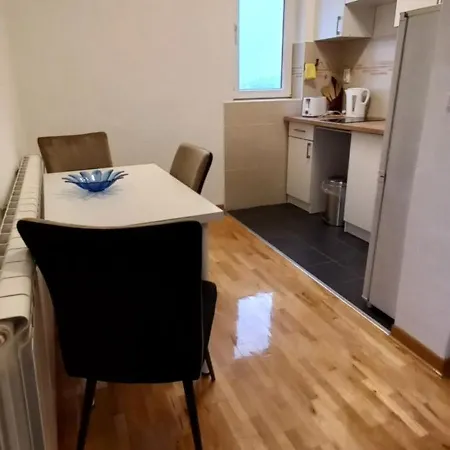 Apartment Expo *